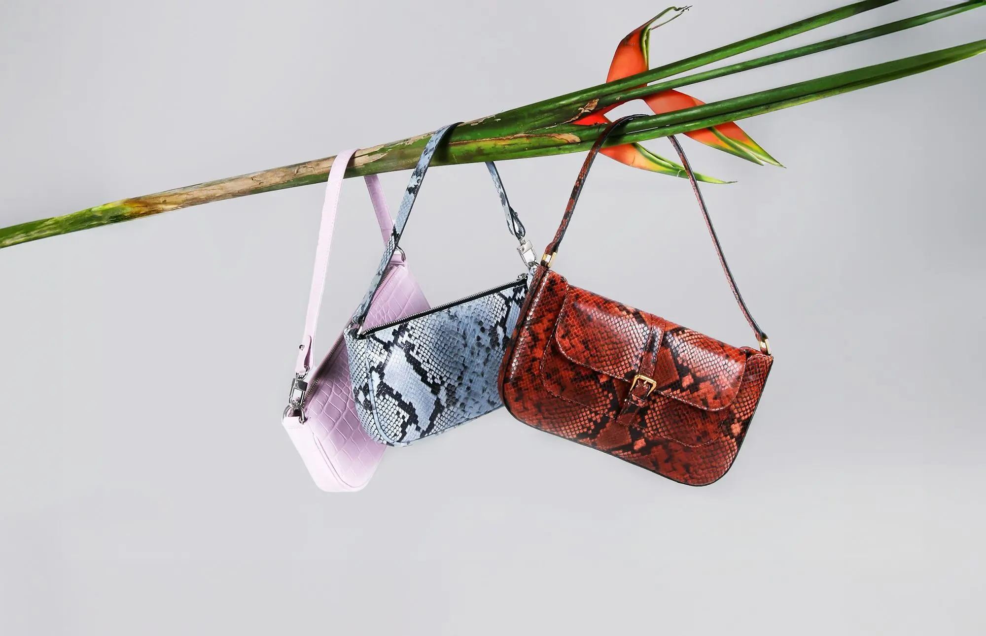 How To Choose a Versatile Small Purse And Make It Fit - The Sandy Times
