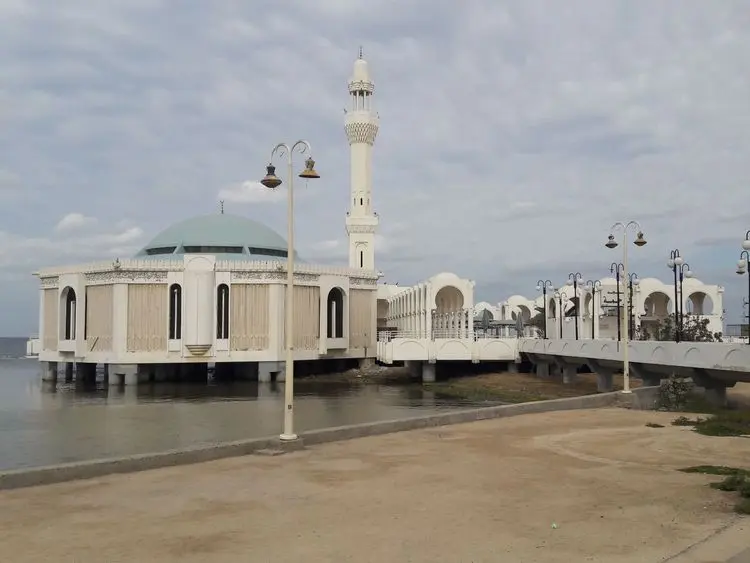 Sacred Splendour: The Most Beautiful Mosques In Saudi Arabia - The ...