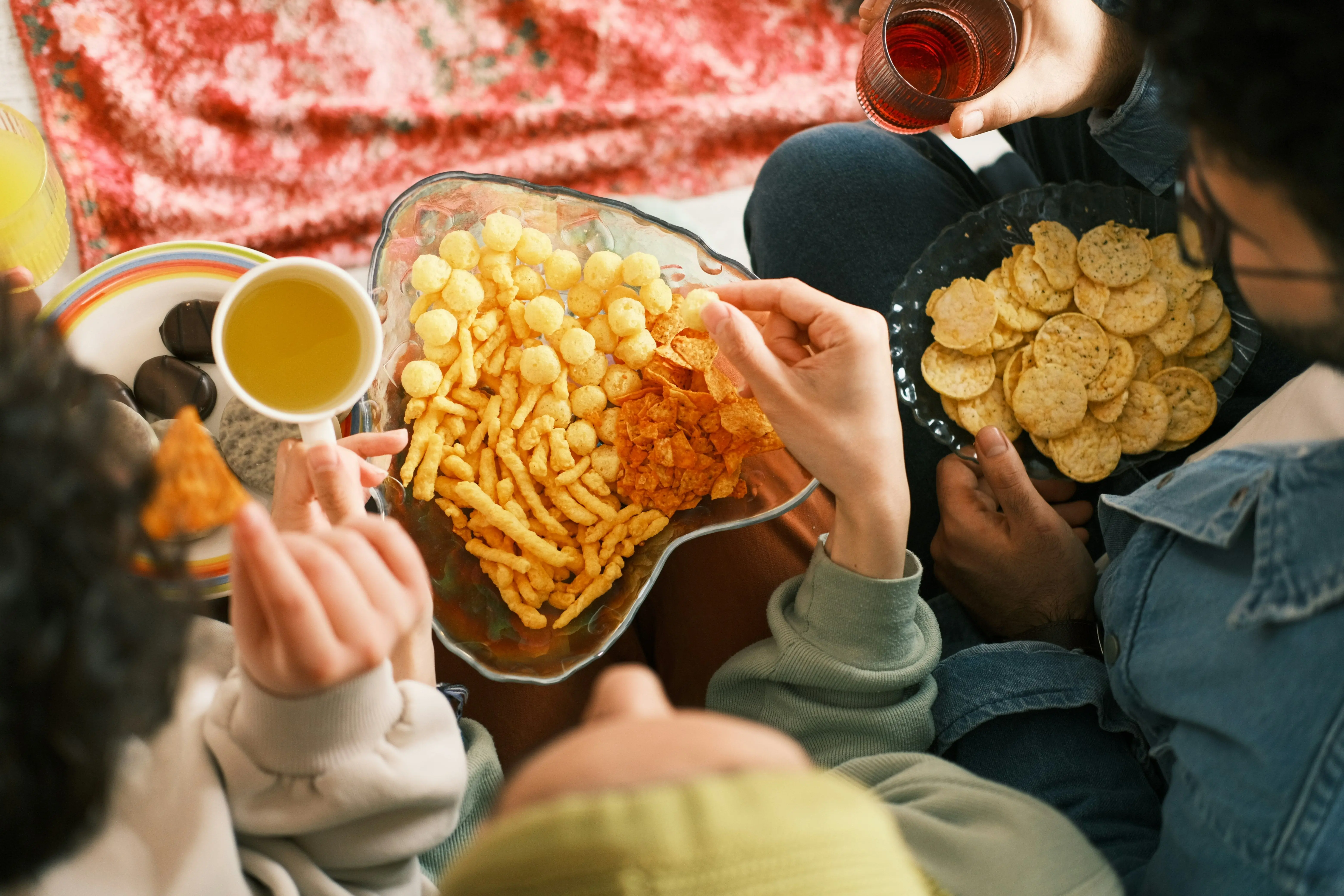 Overeating And Stress: How Are They Connected? - The Sandy Times
