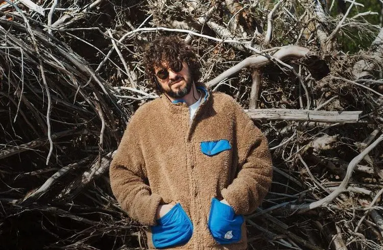 Playing Records at Opportunisme Home Party